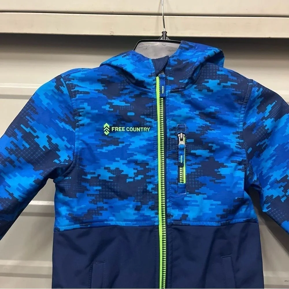 Free Country Kids Blue Digital Camo Softshell Hooded Jacket Full Zip Size L 7
